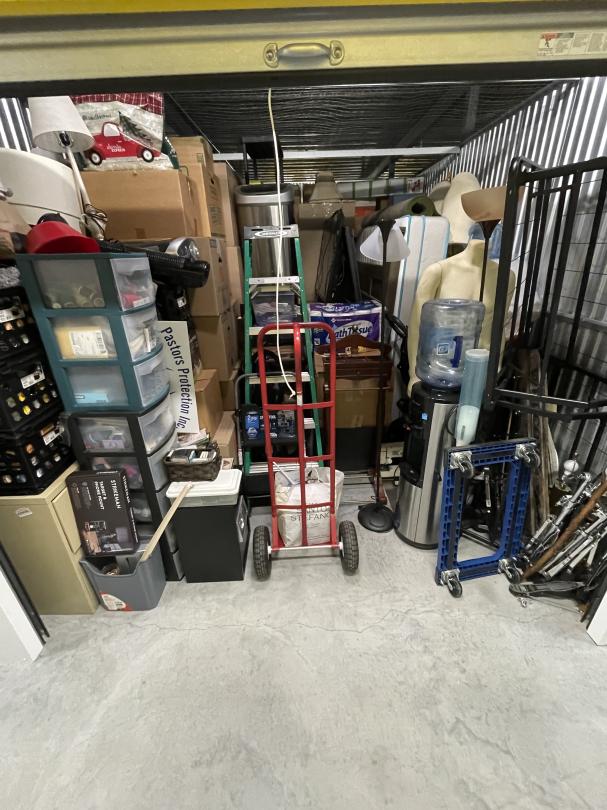 Storage Unit Auction in Seffner, FL at Safeguard Self Storage Seffner
